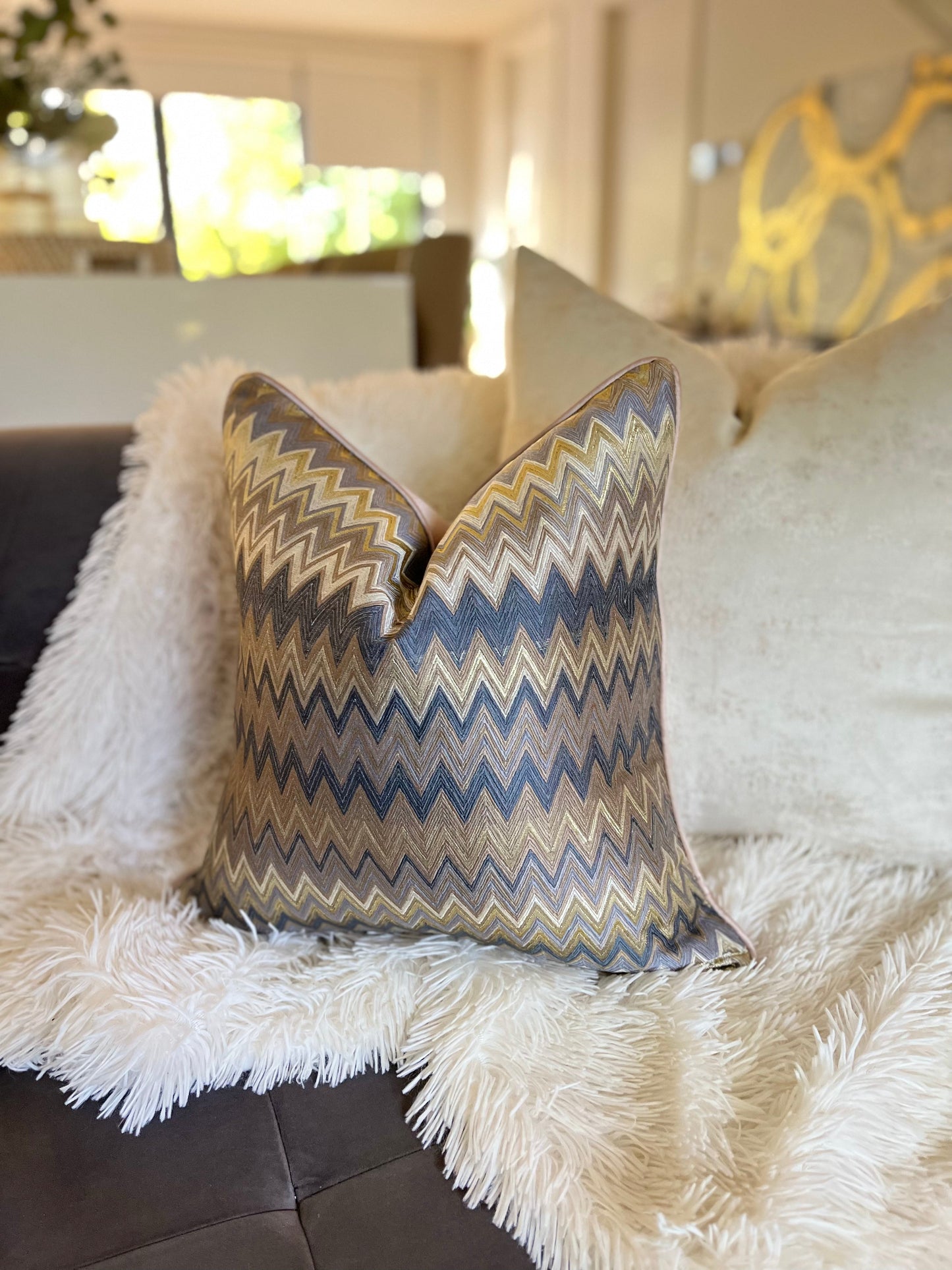 Symmertrical design Luxury Cushion Cover