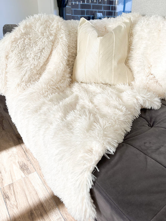 White Faux Fur Throw Blanket