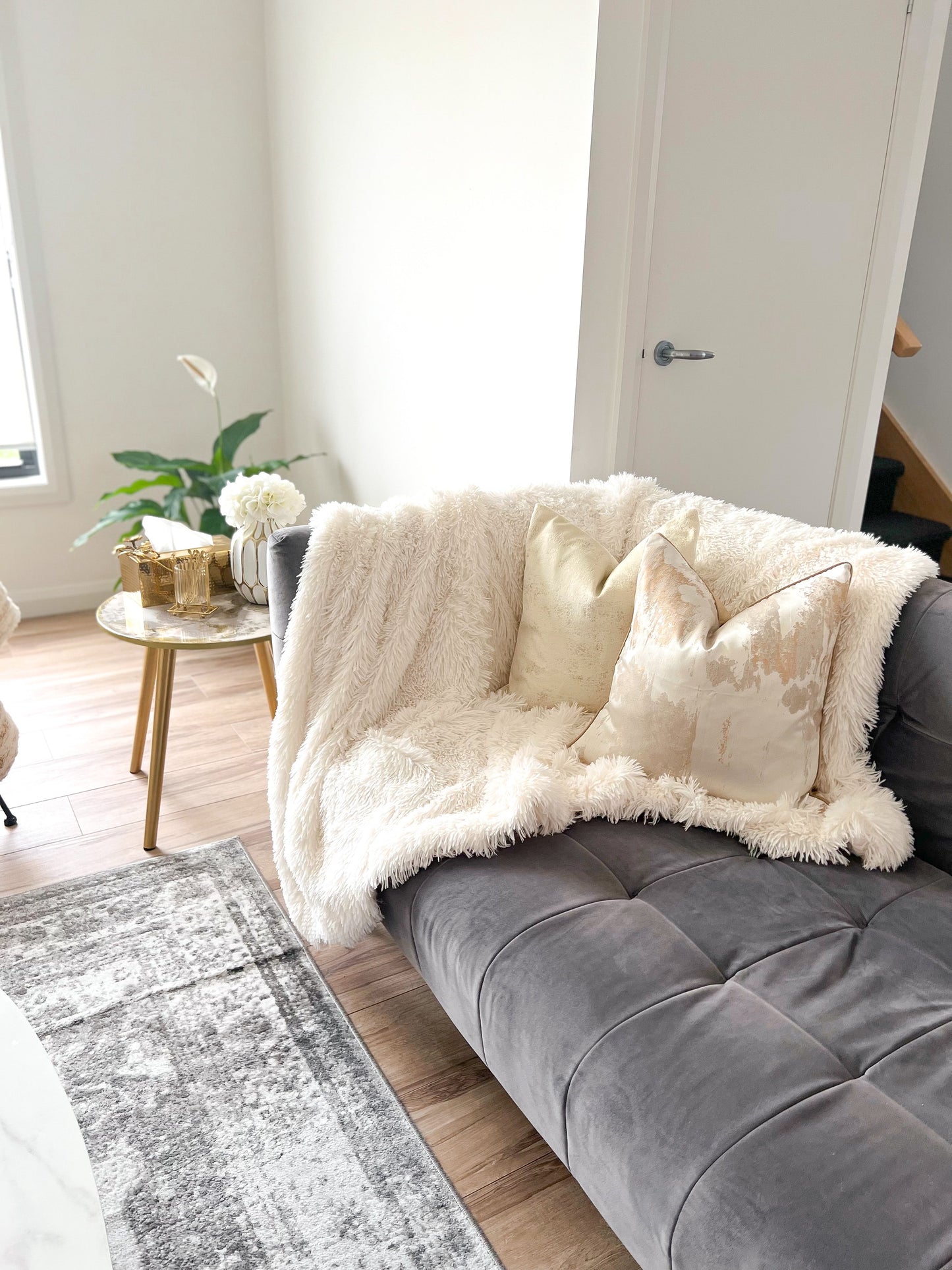 White Faux Fur Throw Blanket